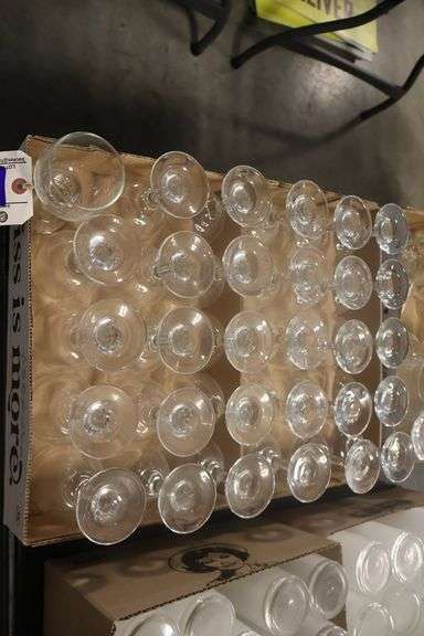 Times 30 - 6 oz. Stemmed wine glasses