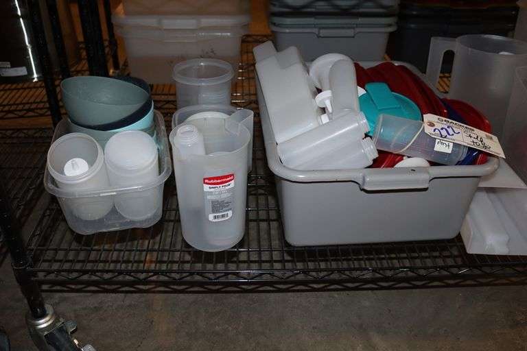Bottom shelf to go - Tupperware and plastic related containers