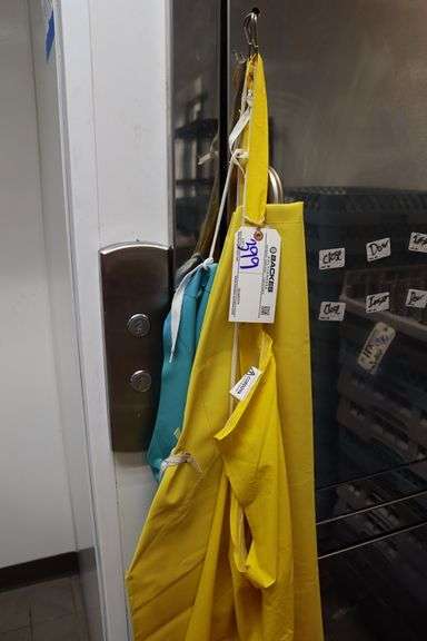 All to go - 3 dish washer aprons