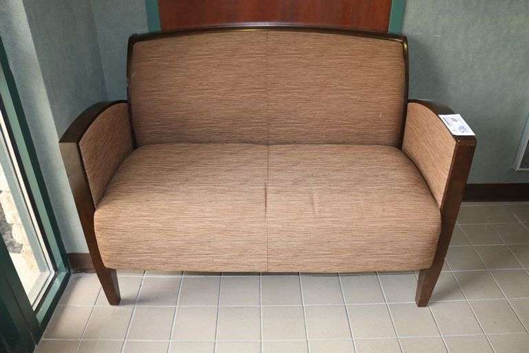 48" padded entrance bench - tweed