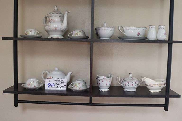 Shelf to go - with décor