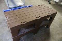 Times 2 - 21" x 48" x 12" Tall Cambro poly dunnage racks