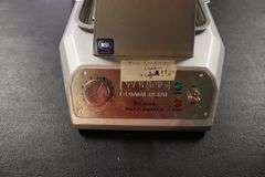 Waring Belgium waffle maker - WW180S