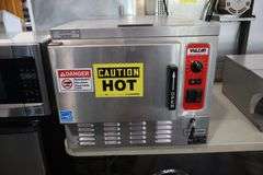 Vulcan C24E03 counter top electric steamer - 1/3 phase - wired 3 phase - 208/240 volt