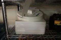All to go - new or like new dipping cabinet can holders