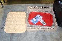 All to go - Totes, dish boxes, & coffee cup trays