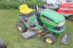 John Deer LA105 riding lawn mower with 42" mower deck - AS IS - buyer to view