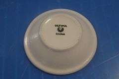 All to go - (17) 5" Fruit dishes