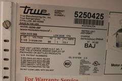 True GDM-49F glass 2 door freezer - nice