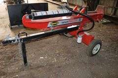 SpeeCo 22 ton pull behind hydraulic log splitter with Briggs & stratton 190CC gas motor - nice