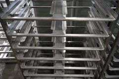 13 rail stainless roll in baking rack