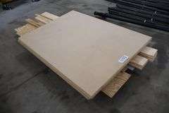 Pallet to go - Assorted particle board & plywood