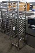 Stainless portable sheet pan rack for 1/2 sized sheet pans
