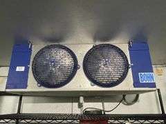 2023 Amerikooler 94" x 10' x 91" tall aluminum and foam walk in cooler with diamond plate floor and Bohn 2 fan evap nice - 3 phase compressor