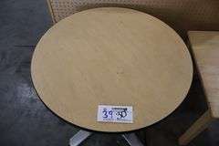 30" round wood laminate top table