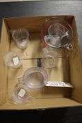 Box to go - assorted measuring cups