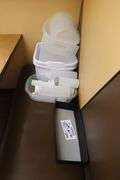 All to go - assorted Tupperware and plastic containers