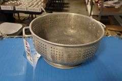 15" Round aluminum colander - crack in top corner
