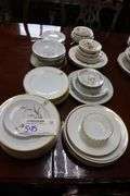 All to go - assorted fine China