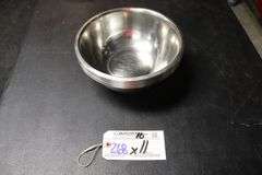 Times 11 - Choice stainless mixing bowls