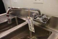18" x 60" Advance SLB-53C stainless 3 bin bar sink