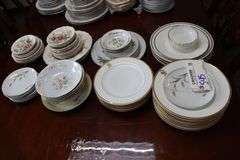 All to go - assorted fine China