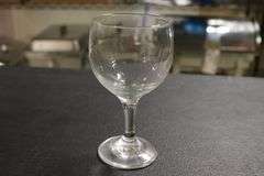 All to go - 15 stemmed wine glasses
