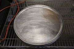 Times 9 - 16" Pizza pans