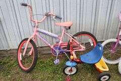 All to go - 4 kids bikes & trikes