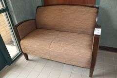 48" padded entrance bench - tweed