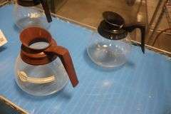 All to go - (4) Glass coffee pots
