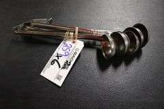 Times 6 - 2 oz ladles
