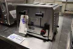 Waring heavy duty toaster - model WCT850RC