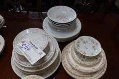 All to go - assorted fine China