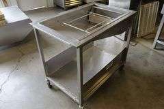 Like New - Belshaw HG18CSS portable stainless glazing table w/ stainless cover