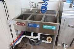 Advance 18" x 36" stainless 3 bin sink with hose and nozzle