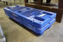 Times 2 - 18" x 48" x 8" Tall poly dunnage racks