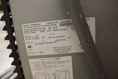 Manitowoc IY0906W-291 water cooled 900# ice cuber head - mfg date of 1801