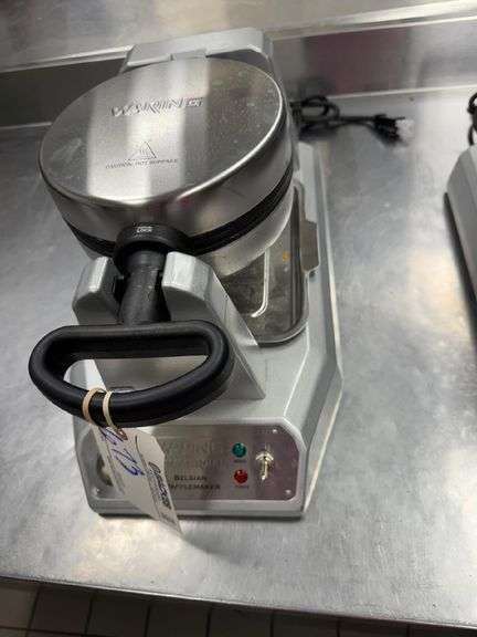 Waring Belgium waffle maker - WW180S - BRAND NEW