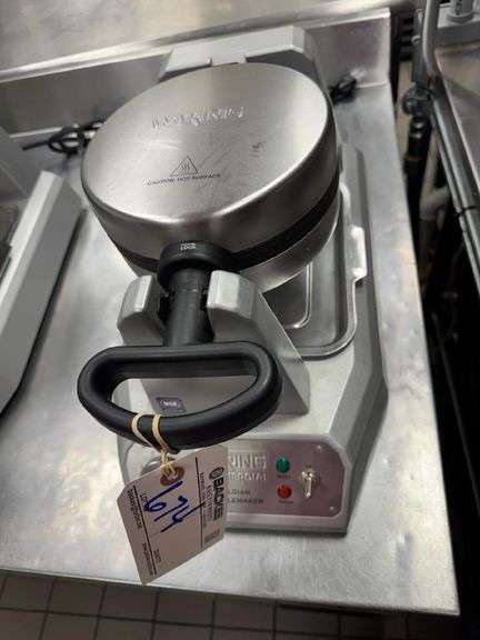 Waring Belgium waffle maker - WW180S - BRAND NEW
