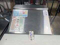 True TSSU-48-12M-8 portable 48" refrigerated prep table - 2 door - 1 lid with work space