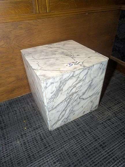 24" x 24" x 24" marble style end table