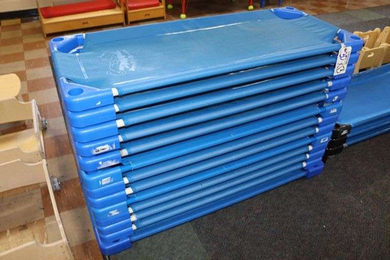 Times 13 - Dandi-Li-On 21" x 50" childs nap cots