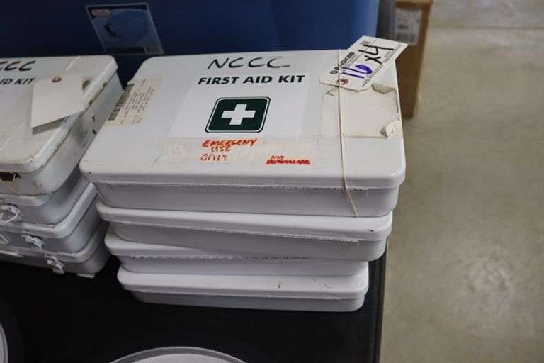 Times 4 - Empty metal first aid kits