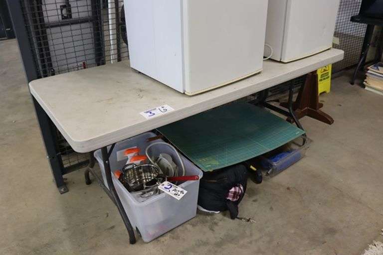 Lifetime 6' banquet table
