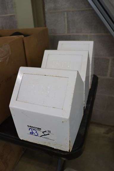 All to go - 4 metal sanitary waste cans