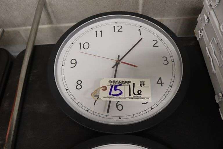 Skil Craft 16" wall clock