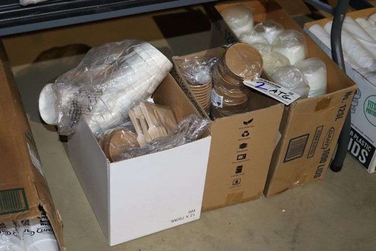 All to go - Assorted paper & plastic lids