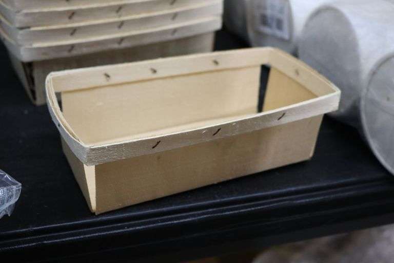 All to go - 8" wood baskets