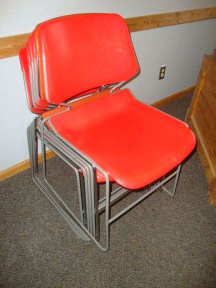 Lot of 6 Stackable Chairs